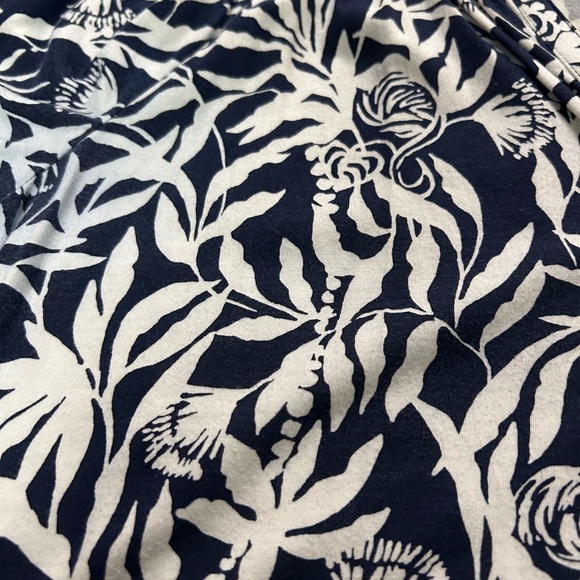 Lilly Pulitzer Norris Navy and White Floral Women's Dress - Picture 5 of 10